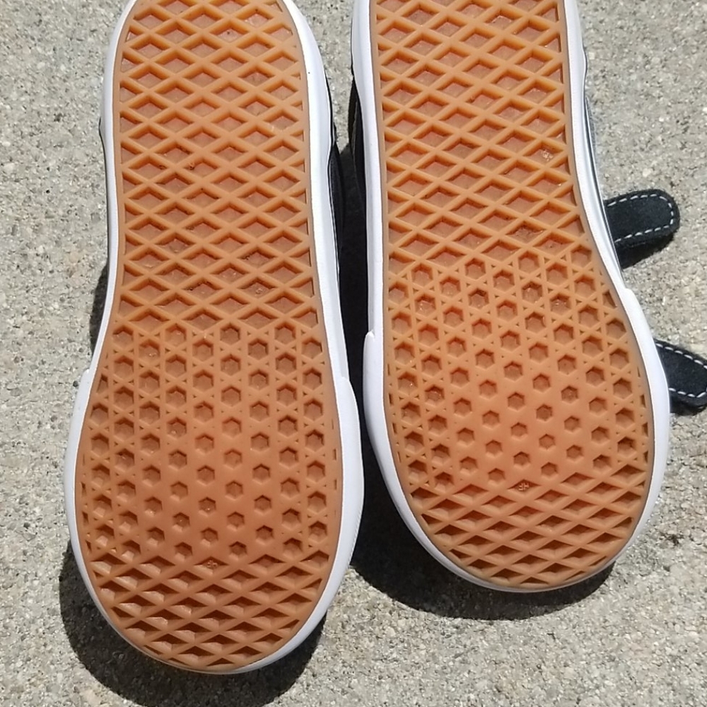 **Sold***Vans - Picture 7 of 7
